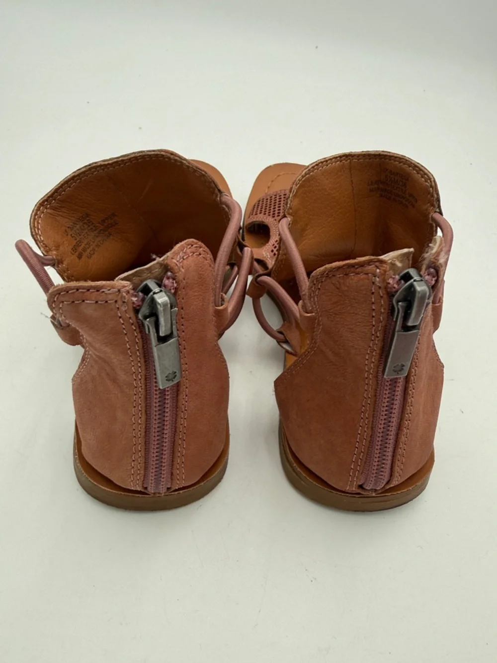 Lucky Brand Women's Dusty Rose Gladiator Sandals 5.5M leather perforated Y2K